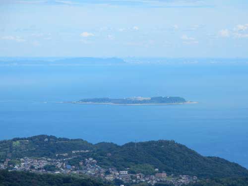 大室山から初島.jpg